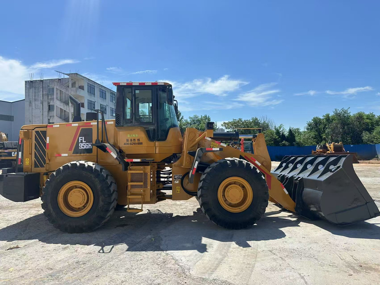 Wiellader LOVOL FL956H Wheel Loader Click Here for Discount