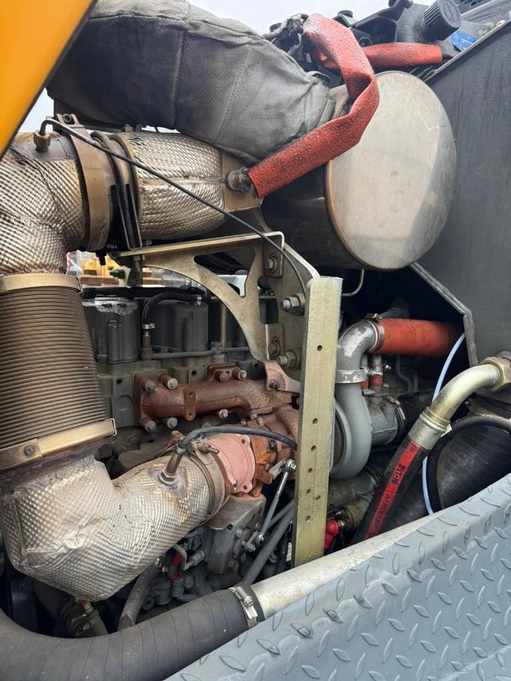 Wiellader Liebherr 556