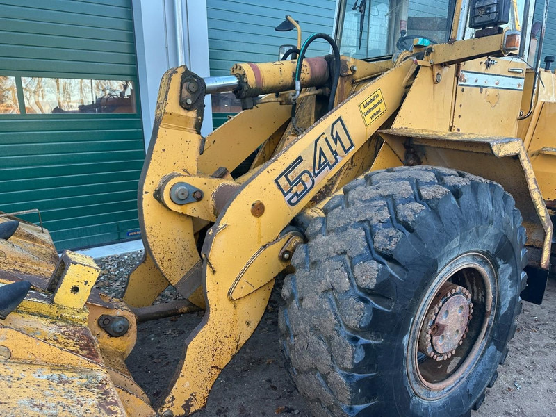 Wiellader Liebherr L541 Included spare wheels