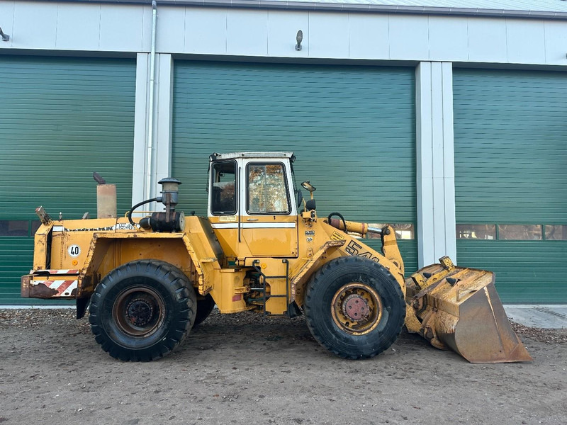 Wiellader Liebherr L541 Included spare wheels
