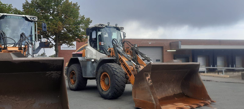 Wiellader Liebherr L542 1-Hand Reifen:50% Deuschema