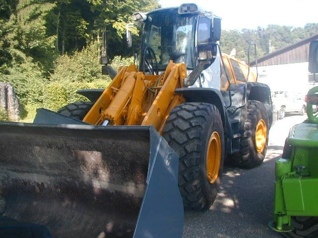 Wiellader Liebherr L556 2plus2