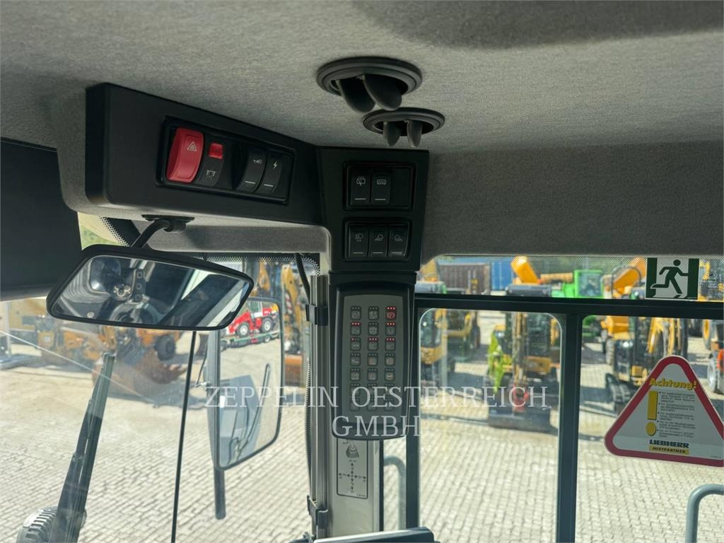 Wiellader Liebherr L586