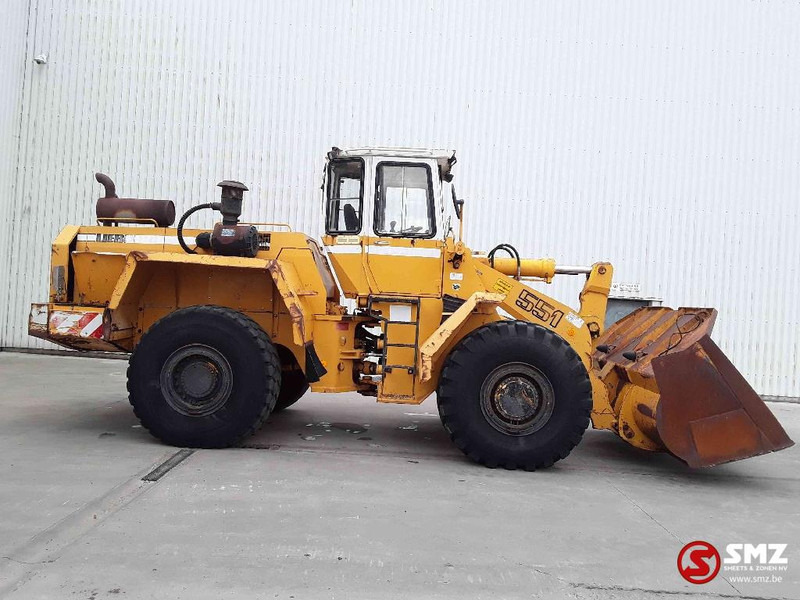 Wiellader Liebherr Machine 551