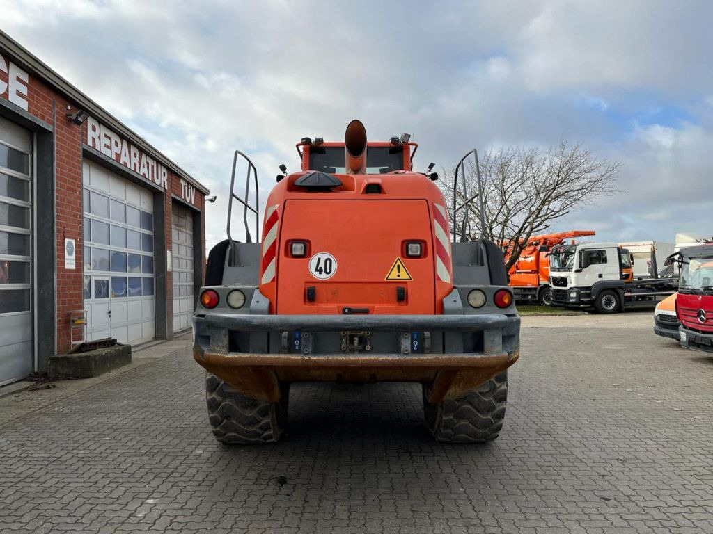 Wiellader Liebherr Radlader L 566 Radlader