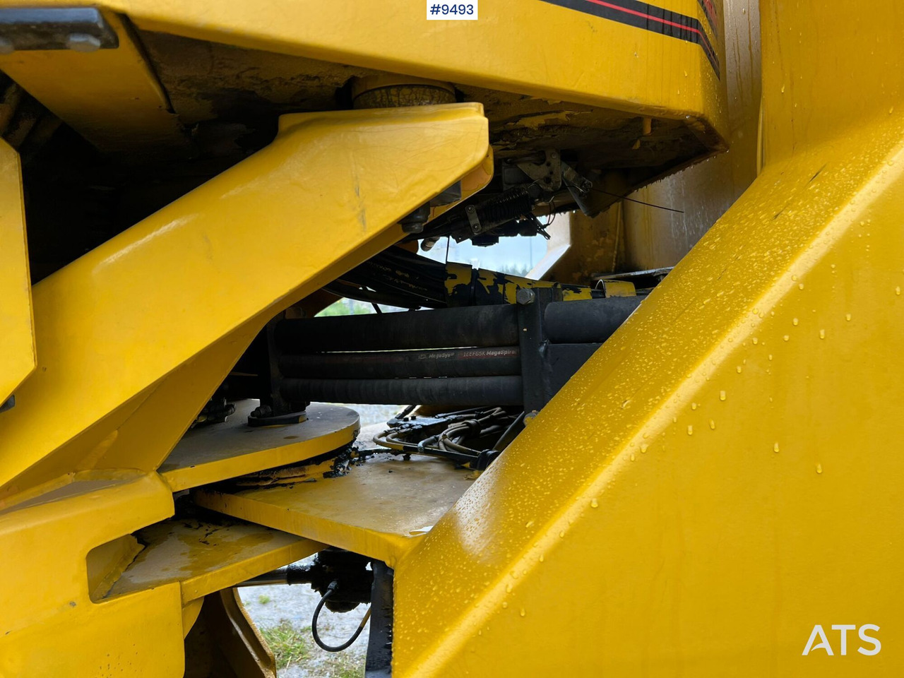 Wiellader Ljungby L14 Wheel loader (VIDEO)