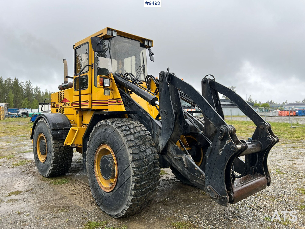 Wiellader Ljungby L14 Wheel loader (VIDEO)