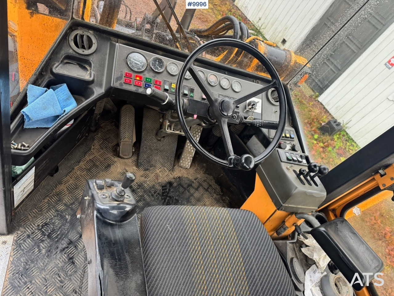 Wiellader Ljungby L14 wheel loader with bucket (VIDEO)