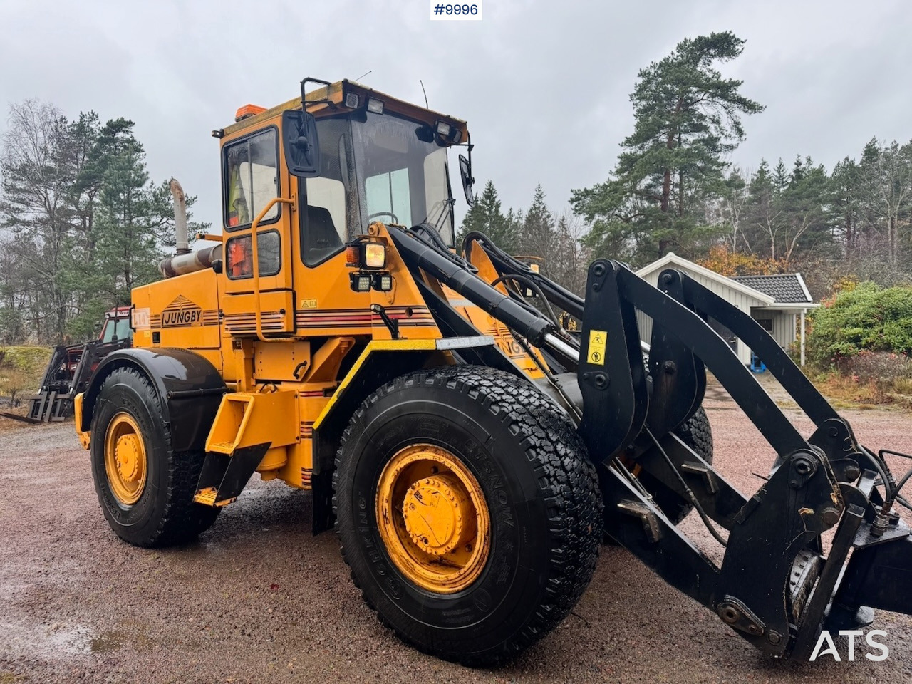 Wiellader Ljungby L14 wheel loader with bucket (VIDEO)