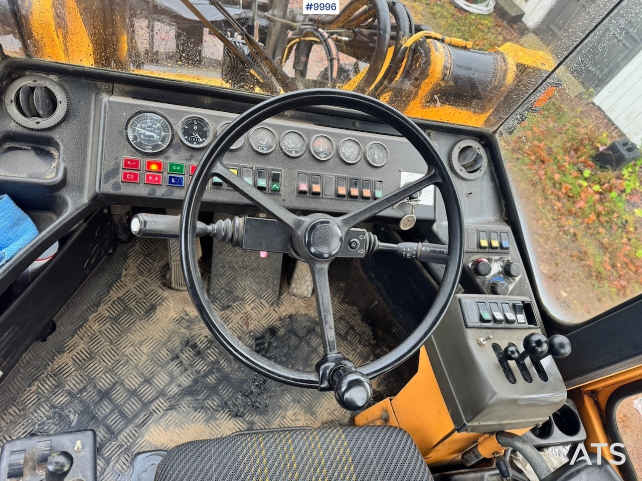 Wiellader Ljungby L14 wheel loader with bucket (VIDEO)