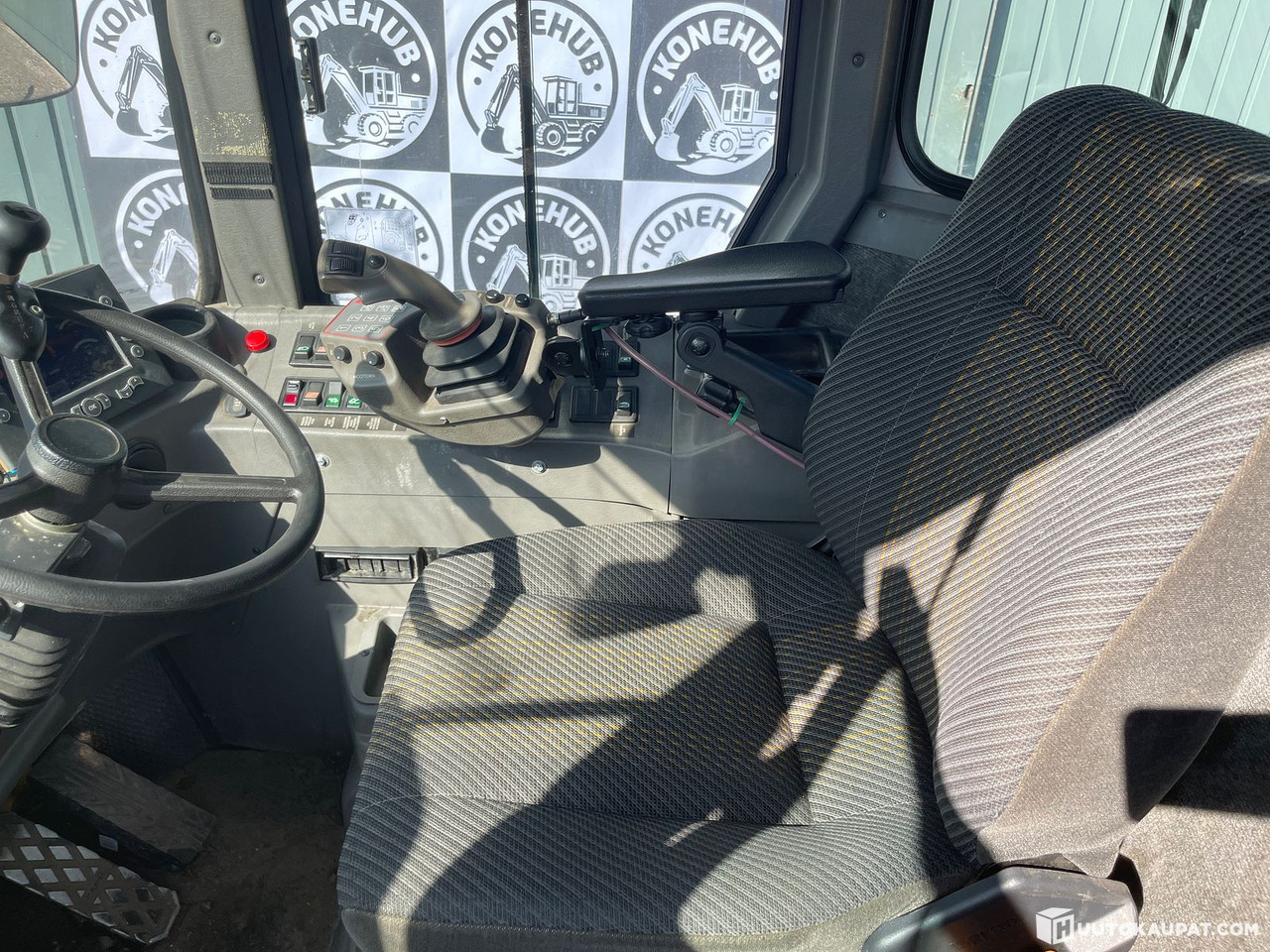 Wiellader Lundberg 4200 LS, property maintenance machine, 2017, Lohja