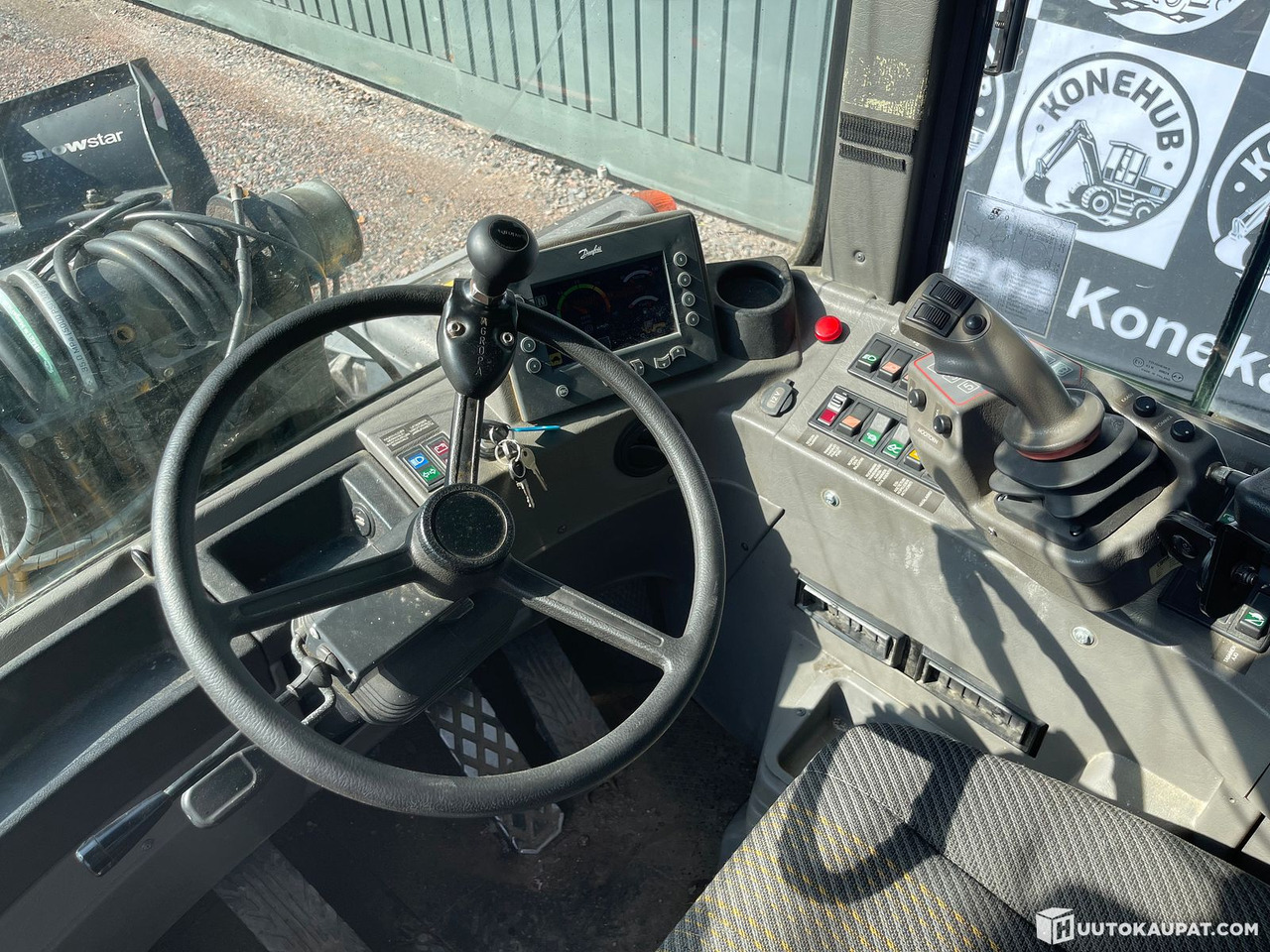 Wiellader Lundberg 4200 LS, property maintenance machine, 2017, Lohja