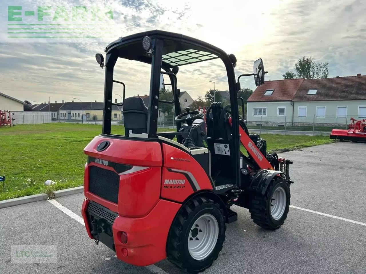 Wiellader Manitou hoflader mla 2-25
