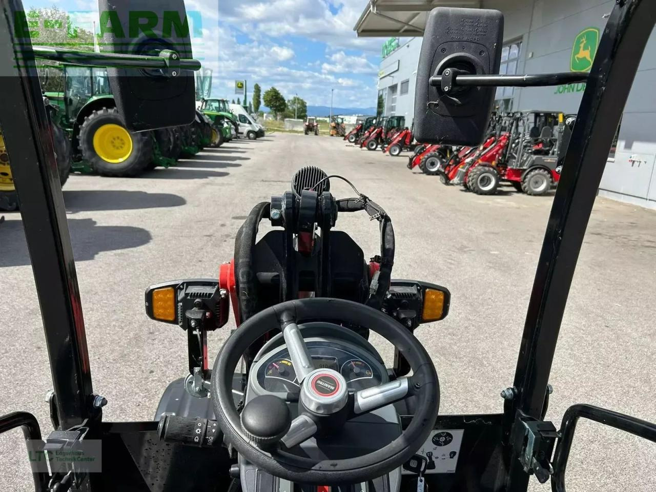 Wiellader Manitou hoflader mla 2-25