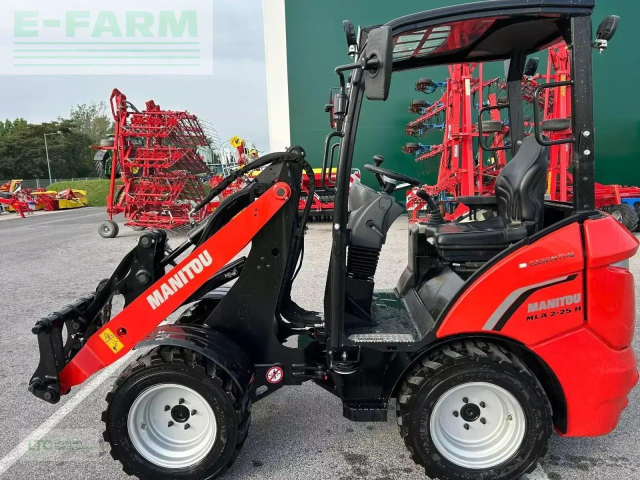 Wiellader Manitou hoflader mla 2-25