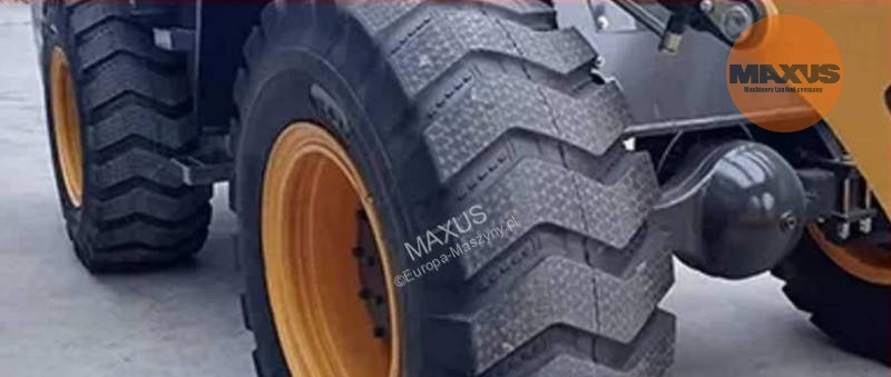 Wiellader Maxus Ładowarka bobcat 4x4
