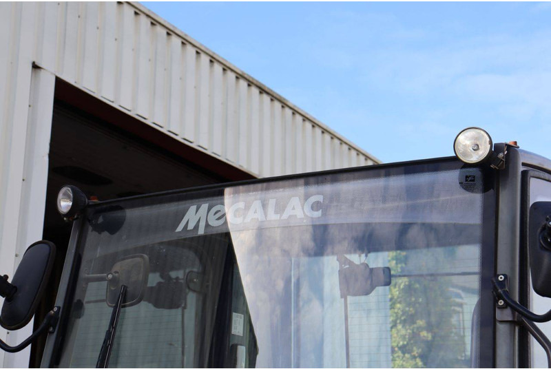 Wiellader Mecalac AS700