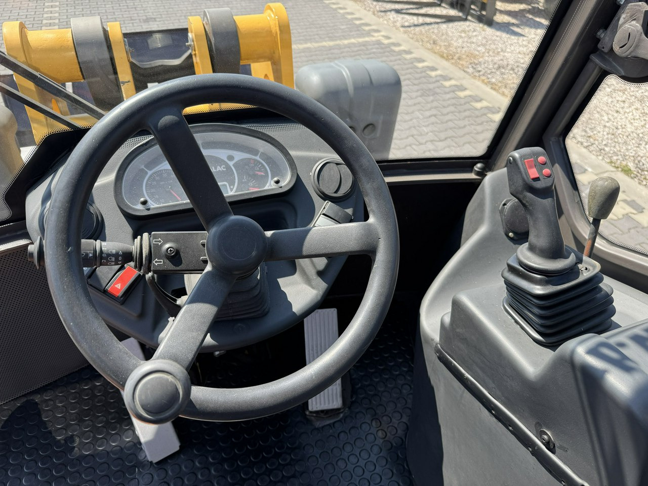 Wiellader Mecalac AX 700 Szybko-Złącze Łyżka Super Stan