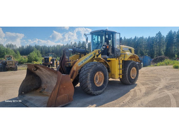 Wiellader New Holland W270