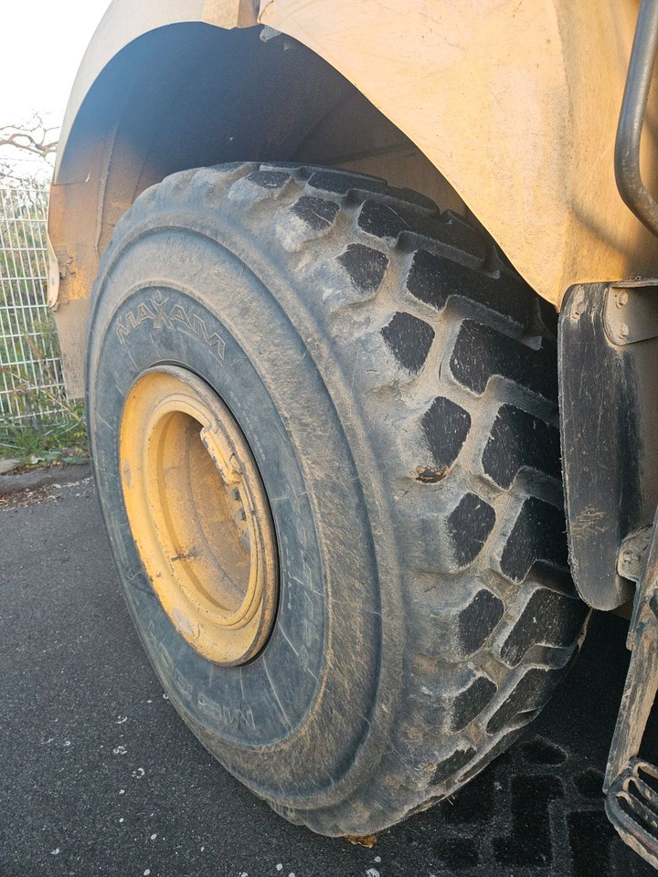 Wiellader New Holland W270B