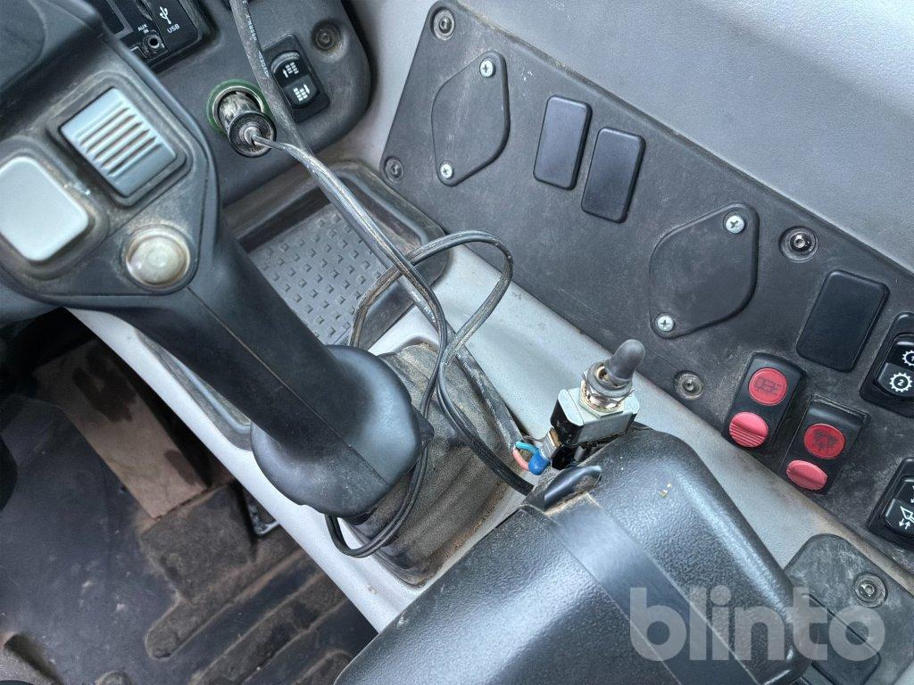 Wiellader New Holland W80 C