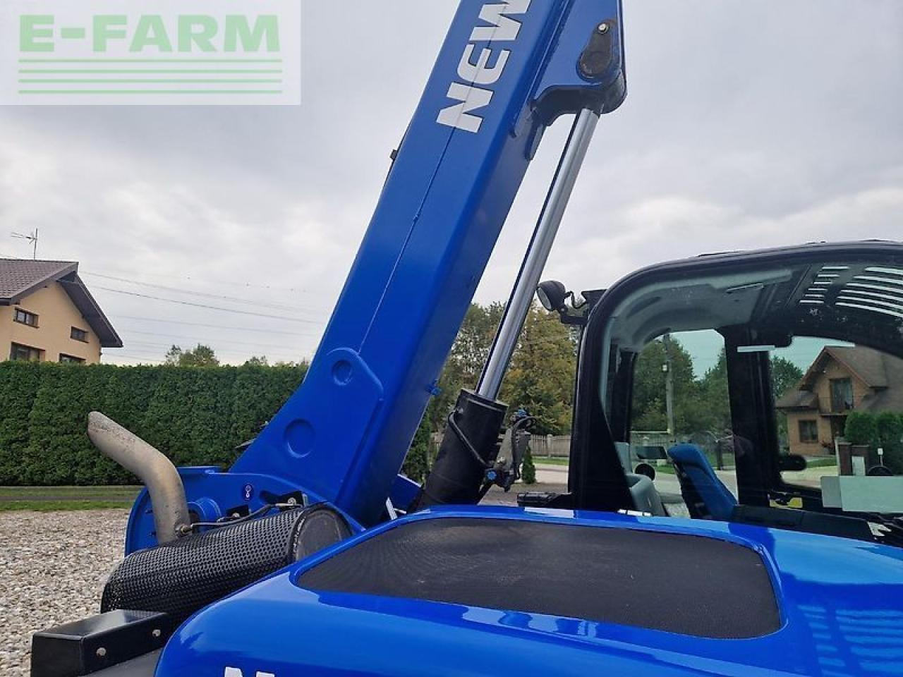 Wiellader New Holland lm 7.42