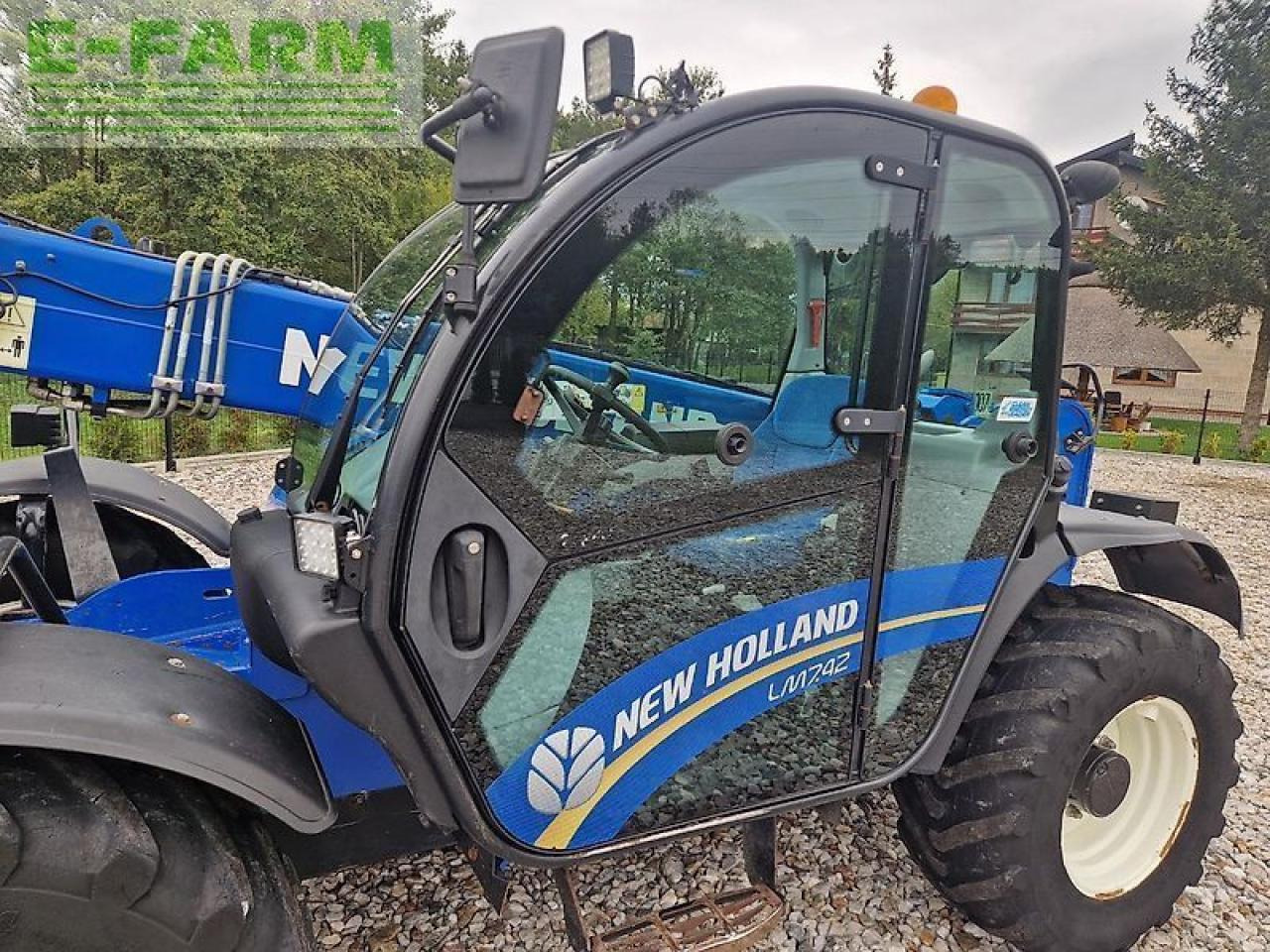 Wiellader New Holland lm 7.42