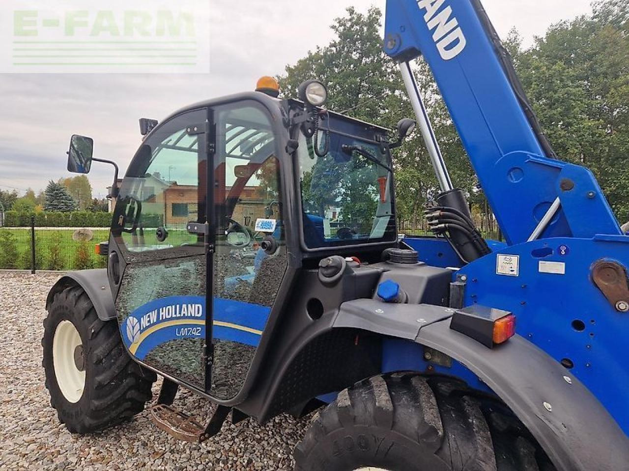 Wiellader New Holland lm 7.42