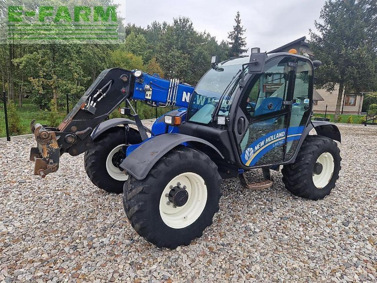 Wiellader New Holland lm 7.42