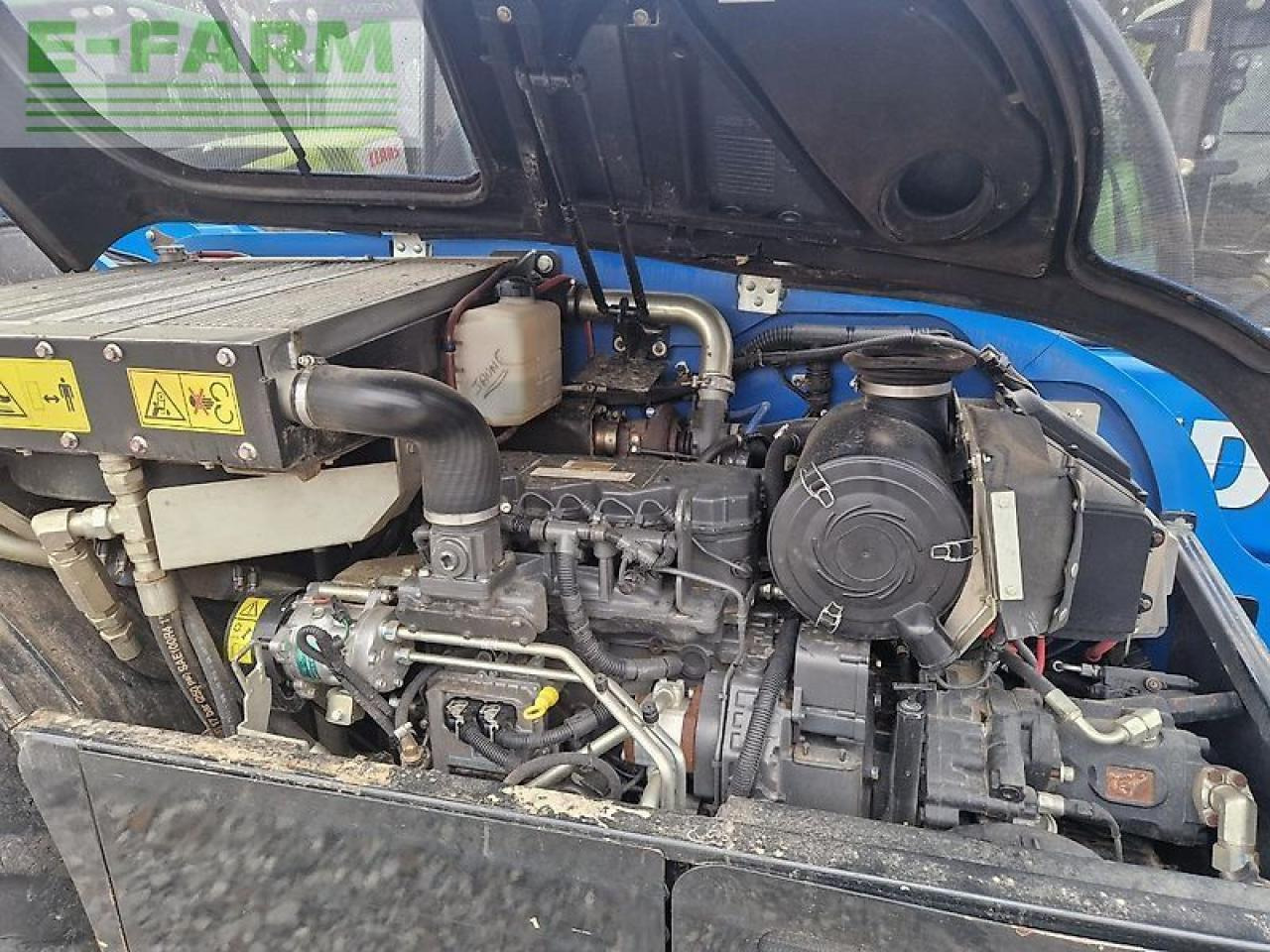 Wiellader New Holland lm 7.42