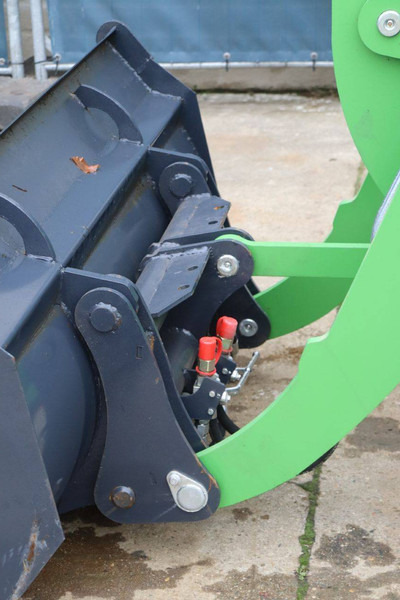 Wiellader Nycheki Y25-42