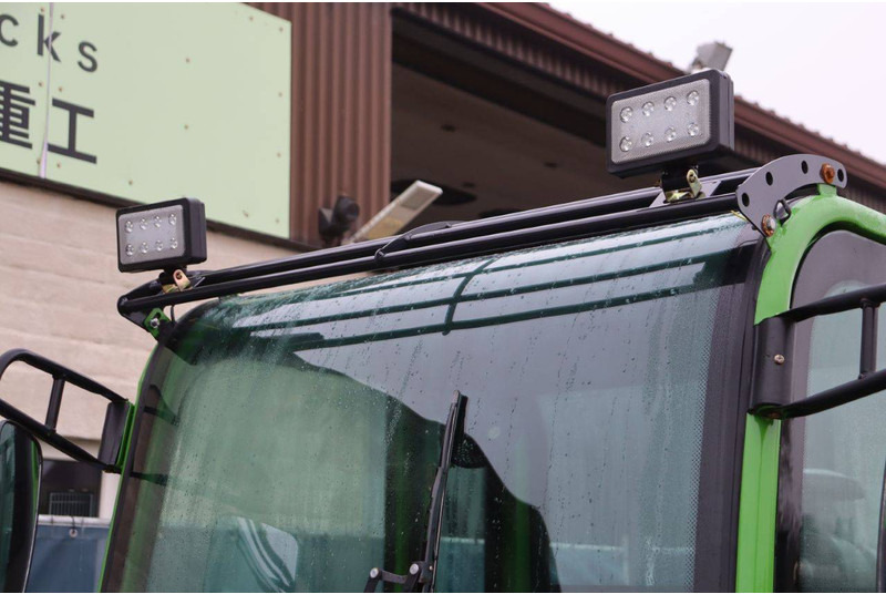 Wiellader Nycheki Y25-42