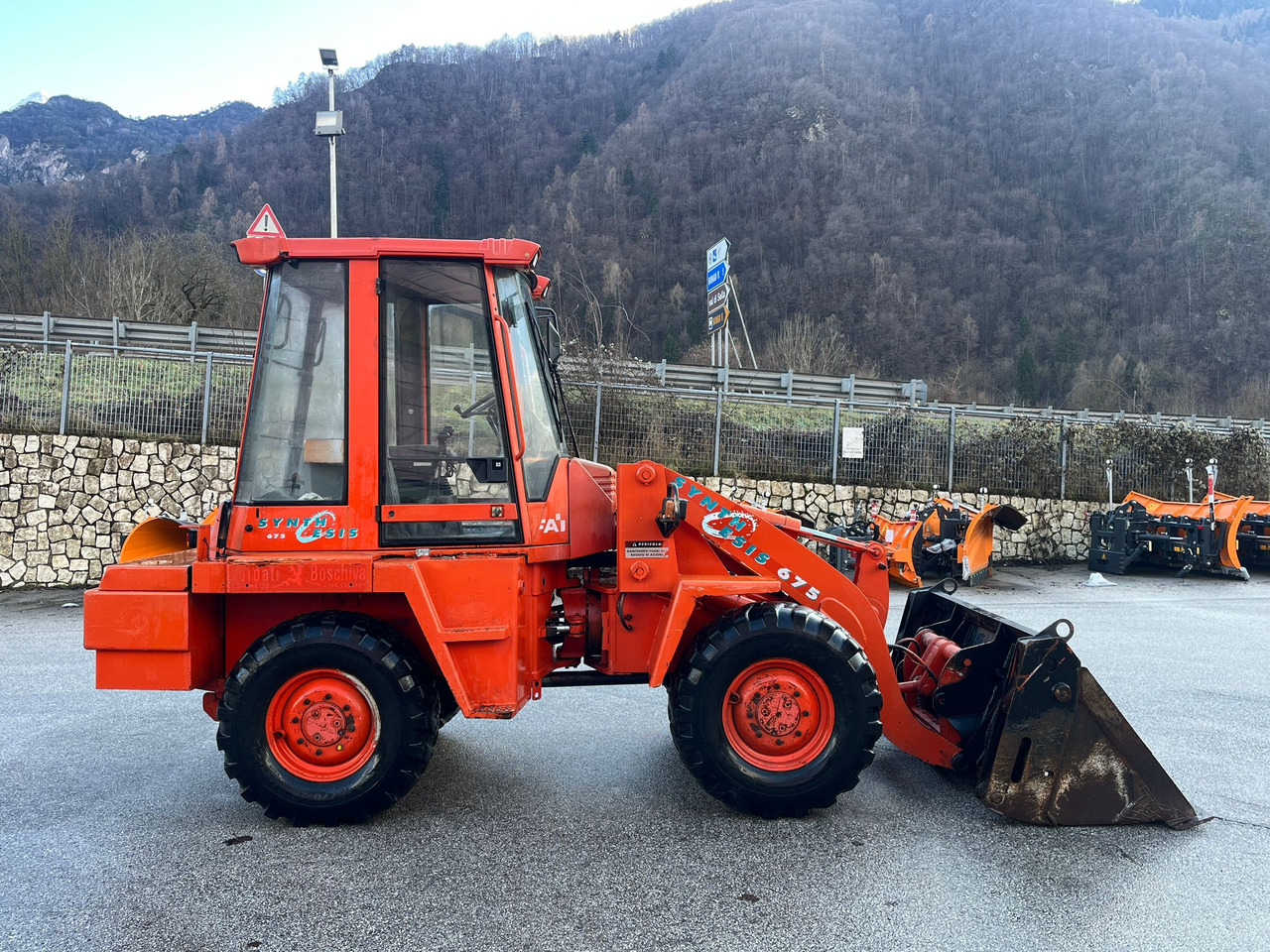 Wiellader PALAGOMMATA FAI 675