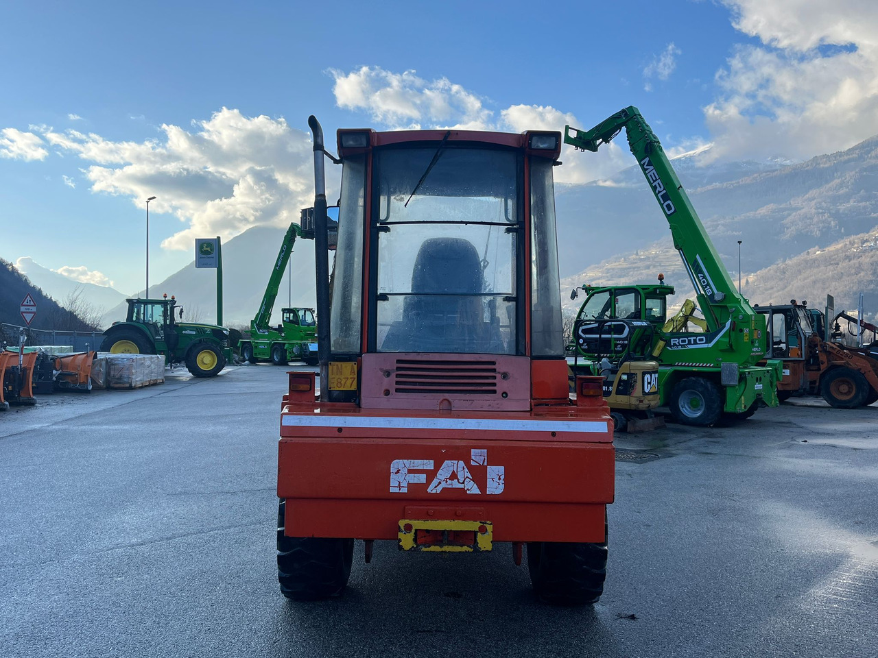 Wiellader PALAGOMMATA FAI 675