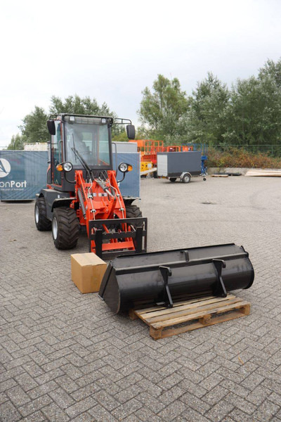 Wiellader Panther 10-08