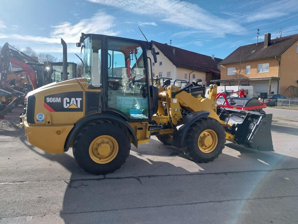 Wiellader Radlader Cat 906M 908 907 Hoflader Lader Schaufellader