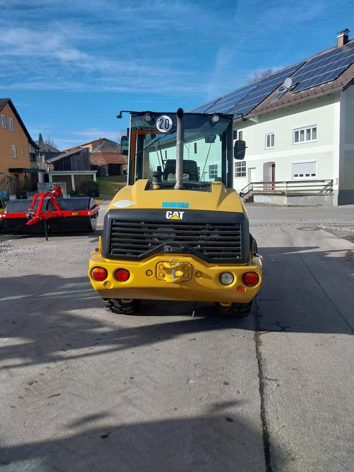 Wiellader Radlader Cat 906M 908 907 Hoflader Lader Schaufellader