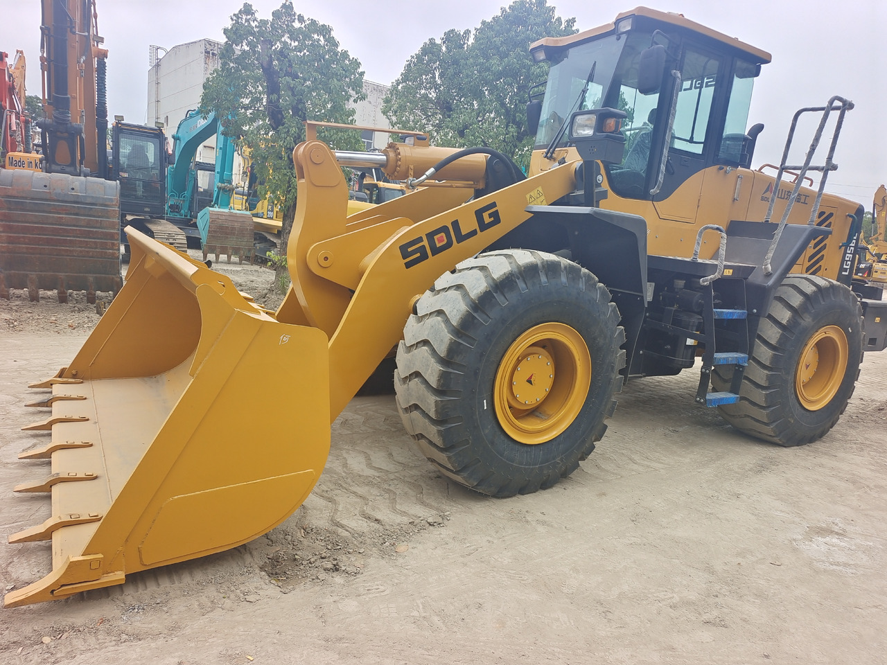 Wiellader SDLG 956L 956F 958L 958F