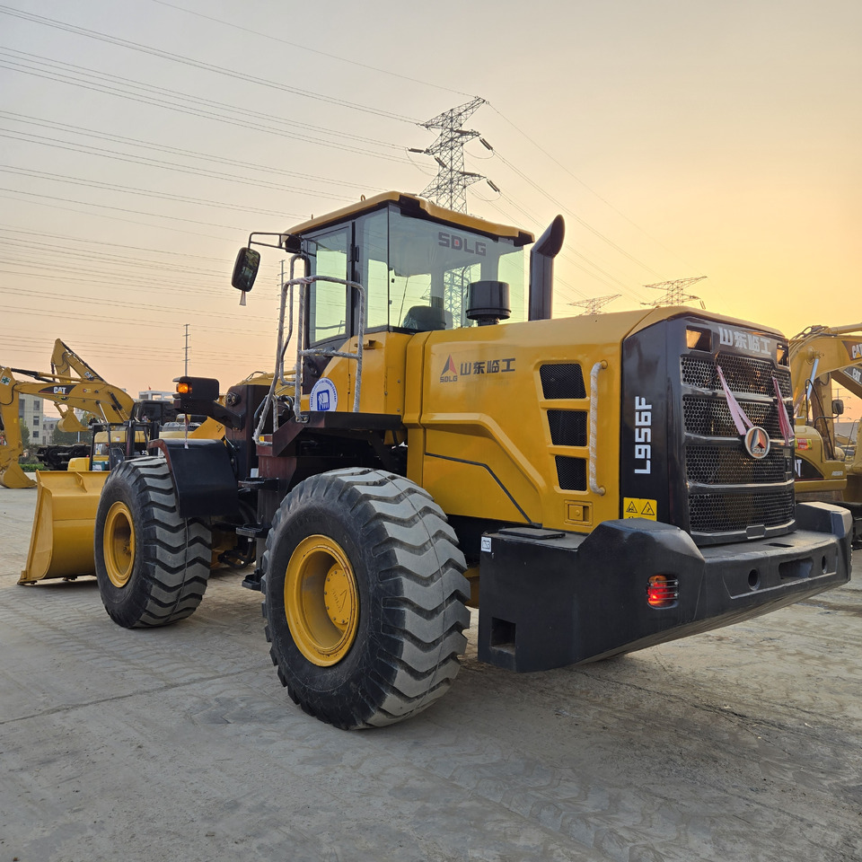 Wiellader SDLG L956F