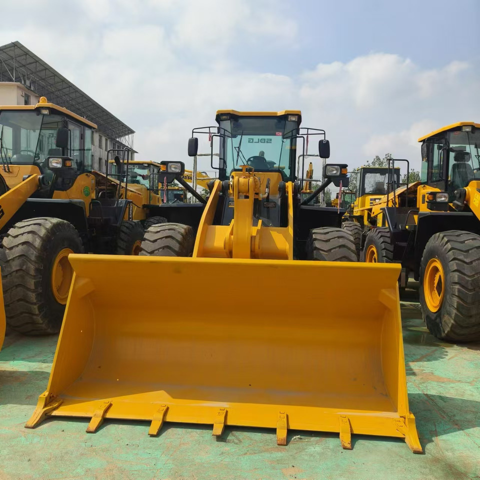 Wiellader SDLG L956F