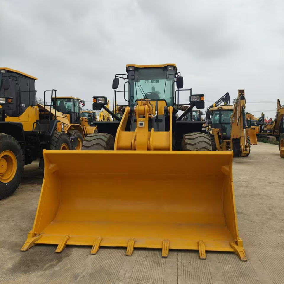 Wiellader SDLG L956F
