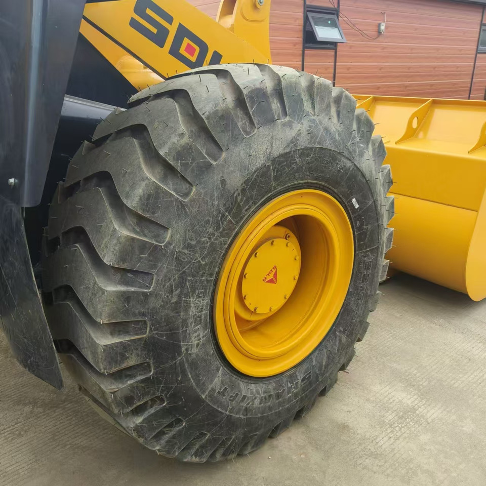 Wiellader SDLG L956F