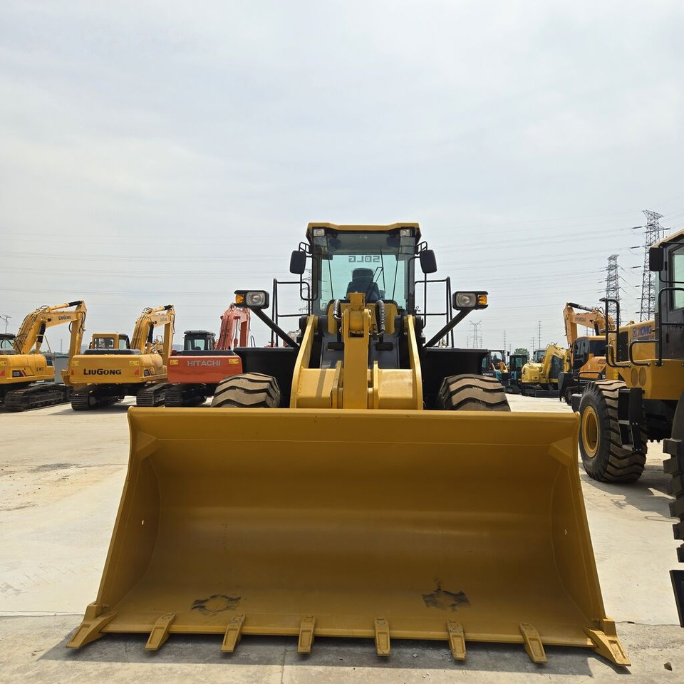 Wiellader SDLG L956F
