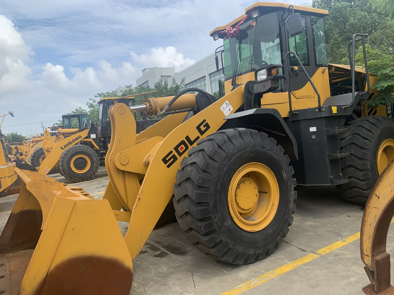 Wiellader SDLG LG953