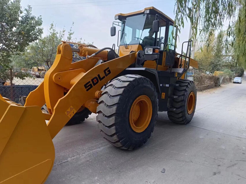 Wiellader SDLG LG953