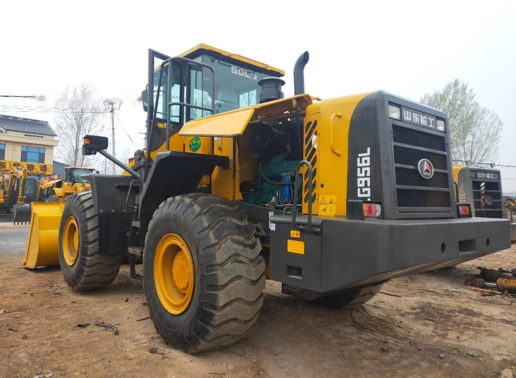 Wiellader SDLG LG956