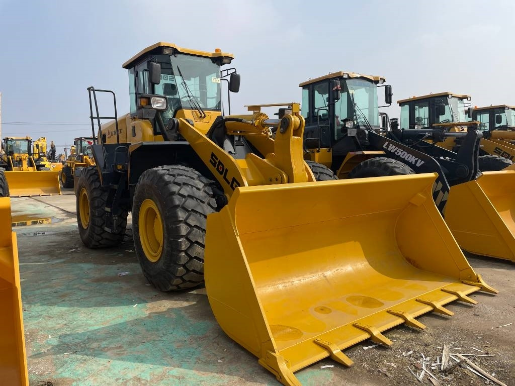 Wiellader SDLG LG956F