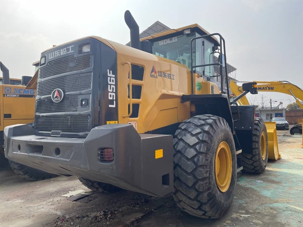 Wiellader SDLG LG956F