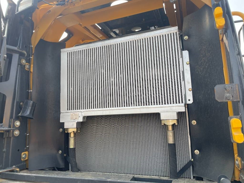 Wiellader SDLG LG956F