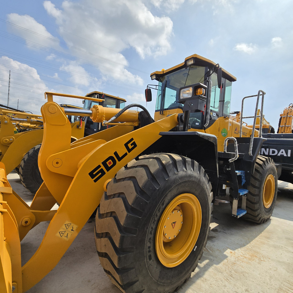Wiellader SDLG LG956L